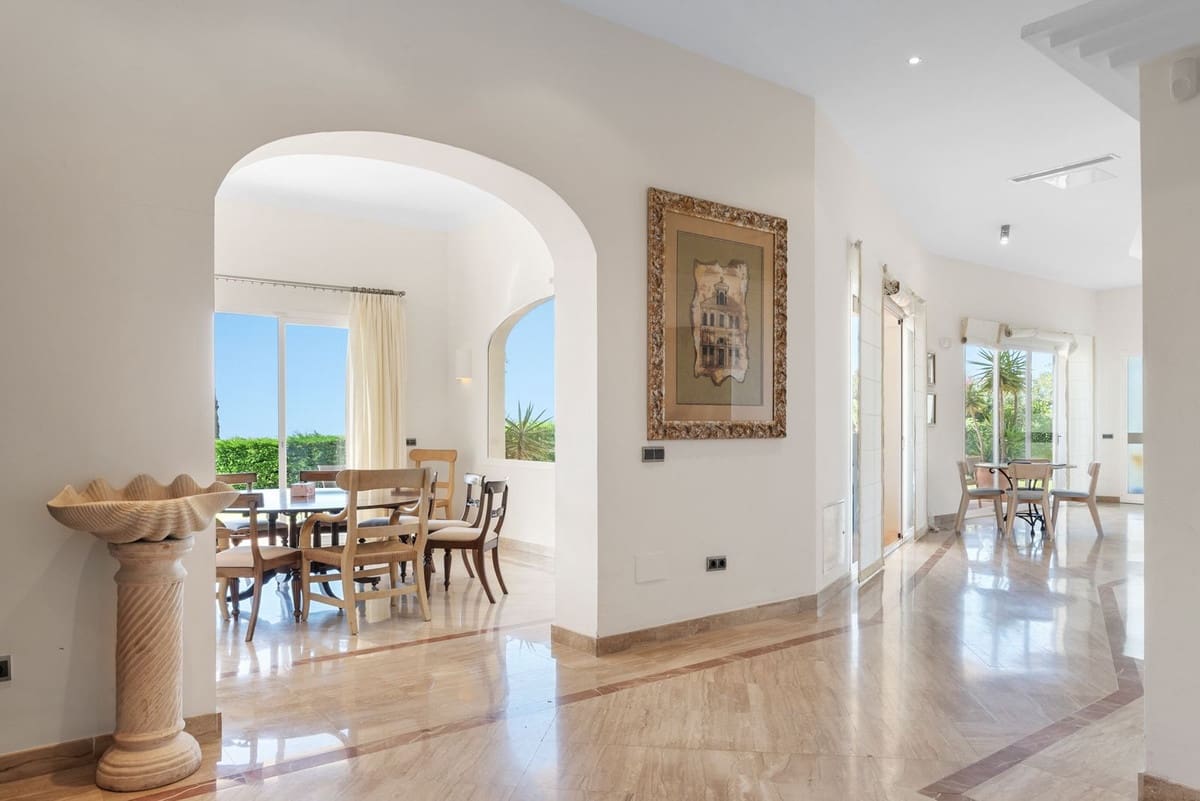 5 sypialnia Willa na sprzedaż w Benahavis z basenem garażem - 4 499 000 € (Ref: 9782153)