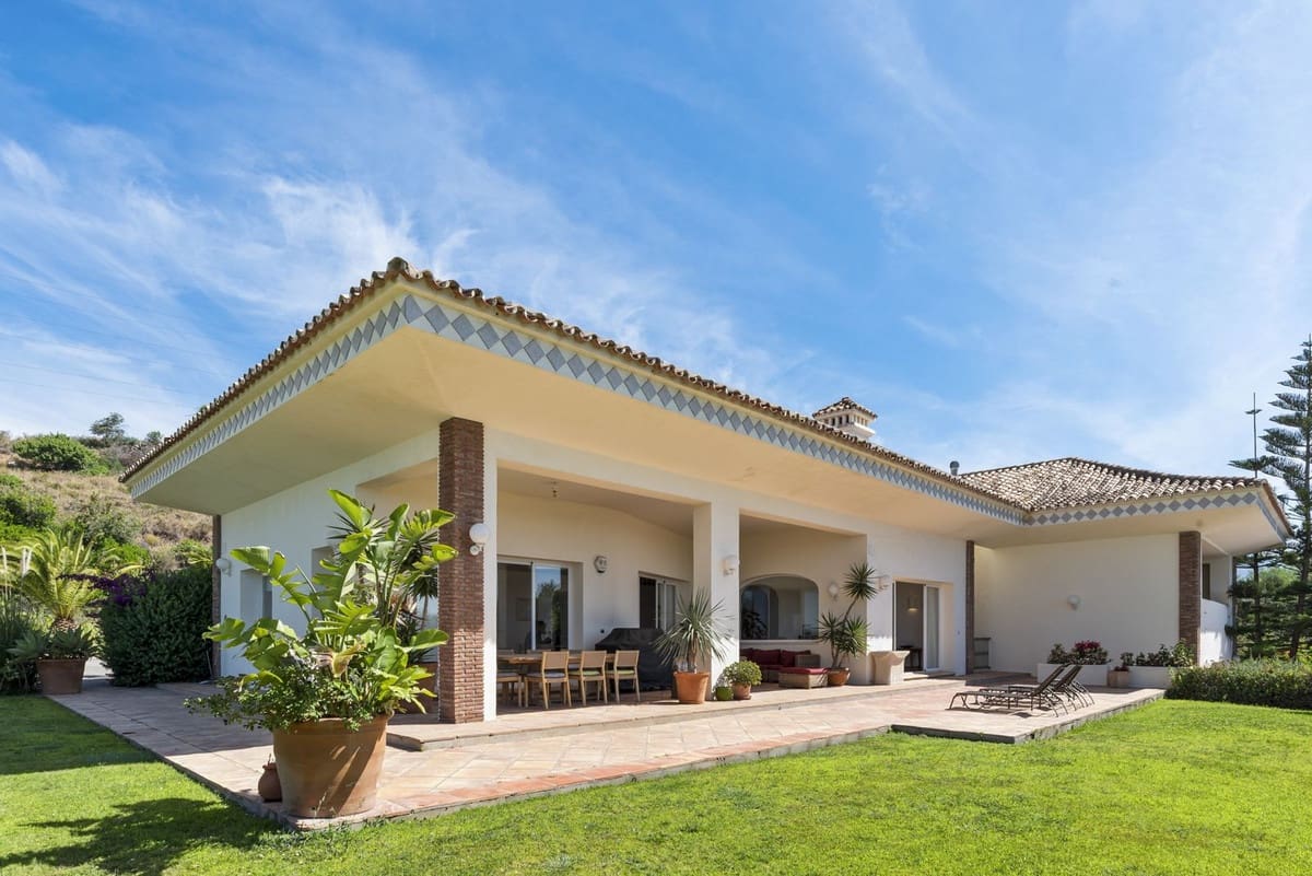 5 sypialnia Willa na sprzedaż w Benahavis z basenem garażem - 4 499 000 € (Ref: 9782153)