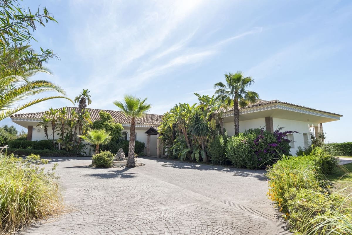 5 sypialnia Willa na sprzedaż w Benahavis z basenem garażem - 4 499 000 € (Ref: 9782153)