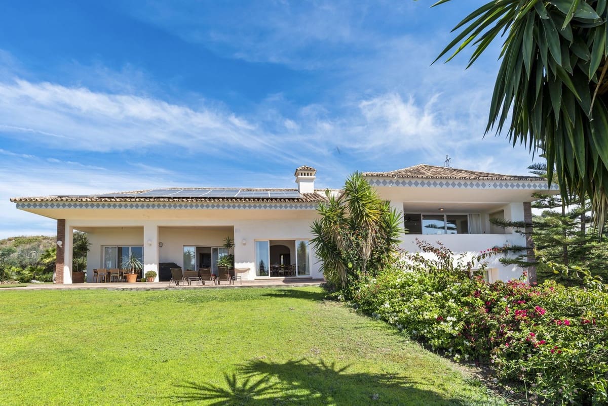 5 sypialnia Willa na sprzedaż w Benahavis z basenem garażem - 4 499 000 € (Ref: 9782153)