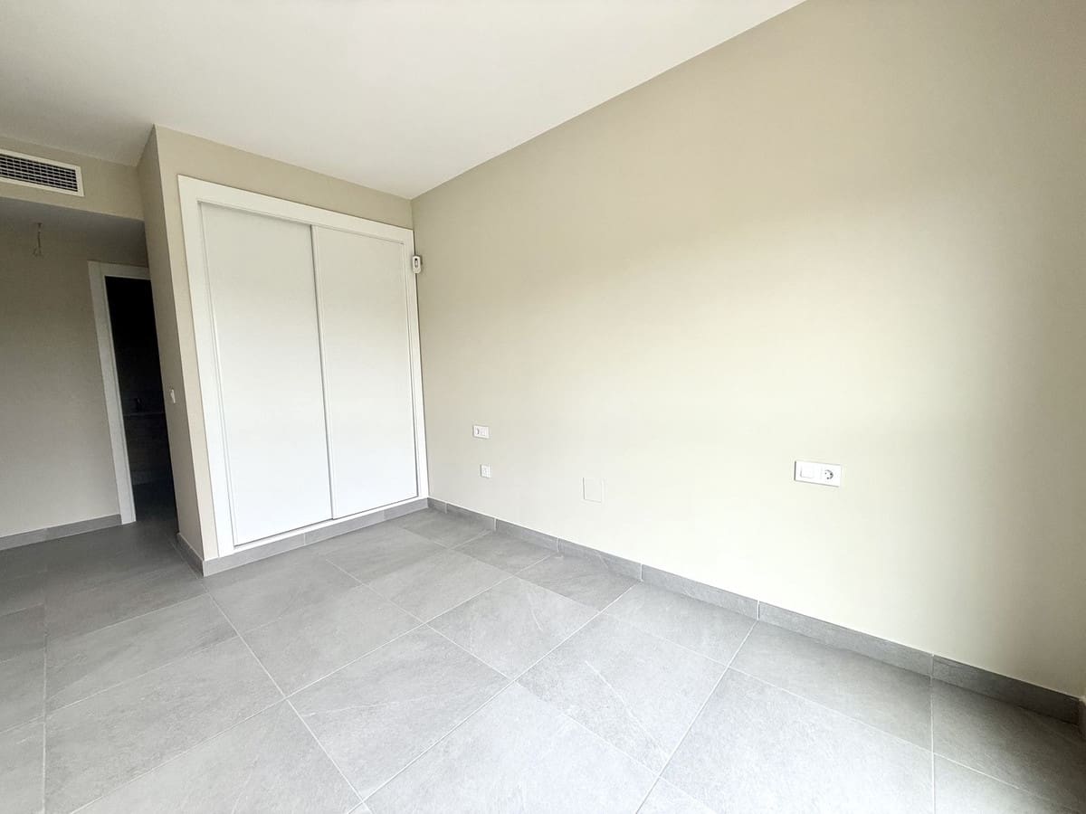 3 Zimmer Penthouse zu verkaufen in El Chaparral mit Pool Garage - 575.000 € (Ref: 9823215)