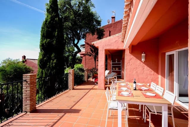 4 quarto Moradia para venda em Elviria, Marbella com garagem - 850 000 € (Ref: 9838292)