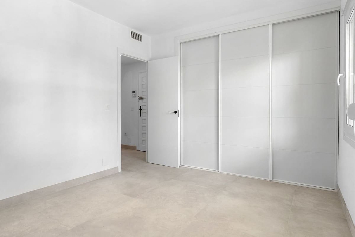 3 camera da letto Appartamento in vendita in Nueva Andalucia con piscina garage - 895.000 € (Rif: 9851294)