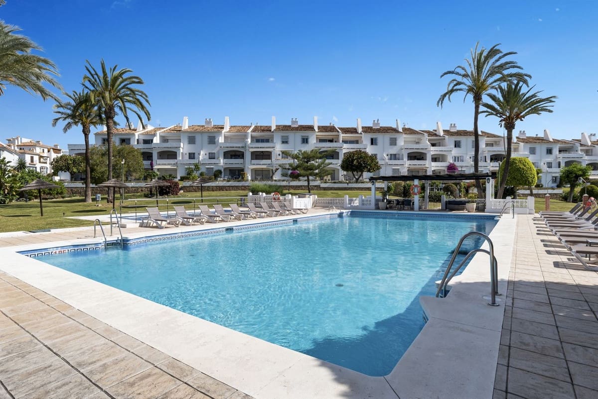 3 camera da letto Appartamento in vendita in Nueva Andalucia con piscina garage - 895.000 € (Rif: 9851294)