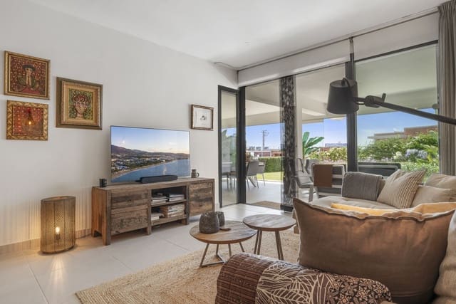 2 soverom Leilighet til salgs i Estepona Golf, Estepona med svømmebasseng garasje - € 495 000 (Ref: 9919209)