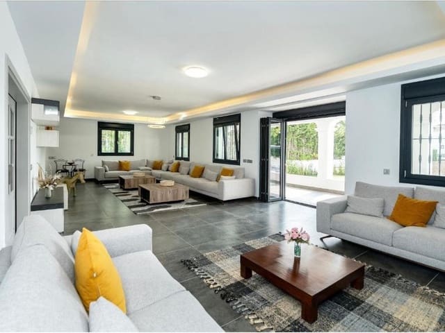 6 soveværelse Villa til salg i Nueva Andalucia, Marbella med swimmingpool - € 4.637.000 (Ref: 9983775)