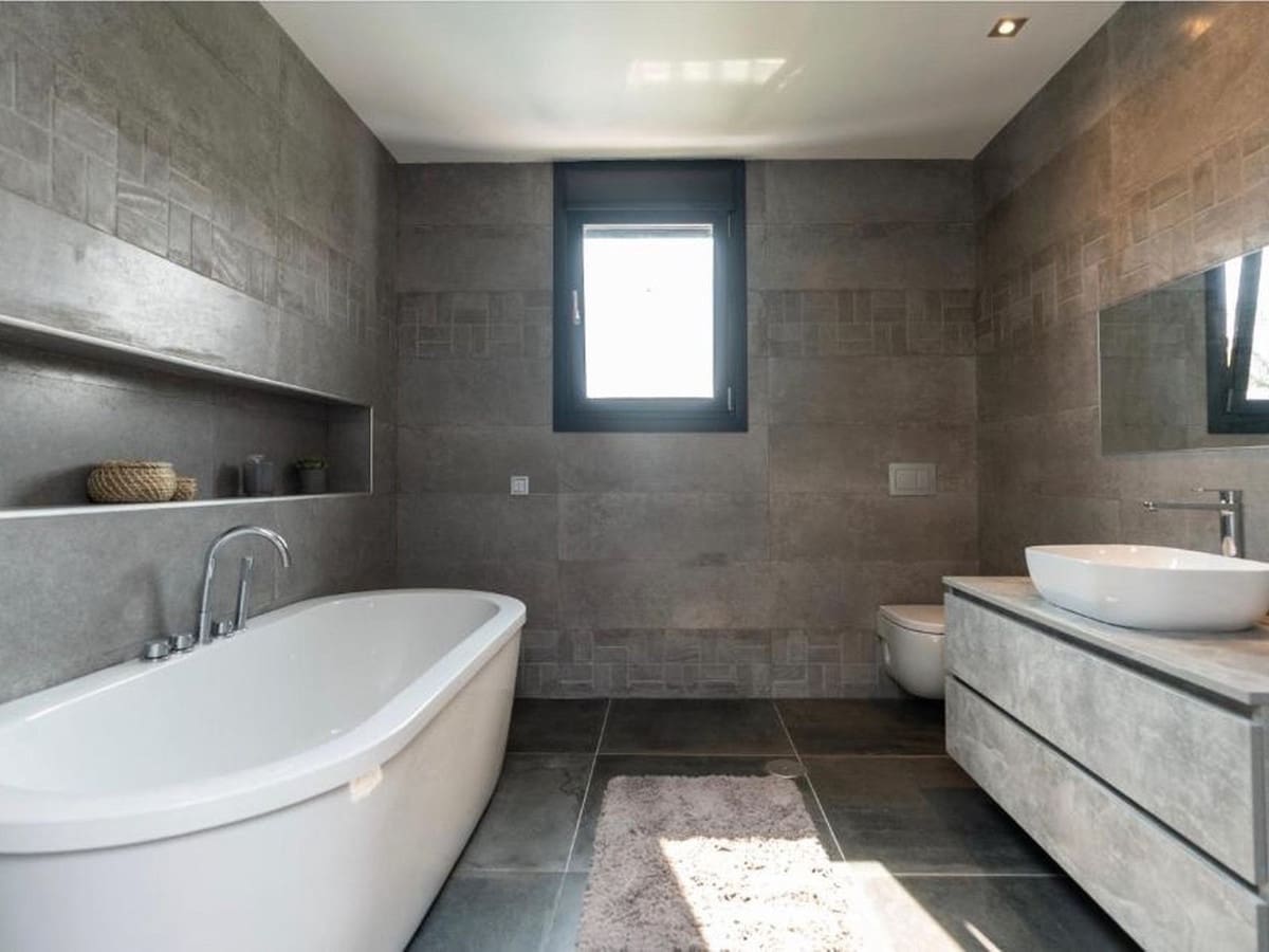 6 chambre Villa/Maison à vendre à Nueva Andalucia avec piscine - 4 637 000 € (Ref: 9983775)