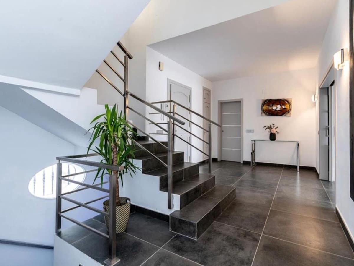6 chambre Villa/Maison à vendre à Nueva Andalucia avec piscine - 4 637 000 € (Ref: 9983775)