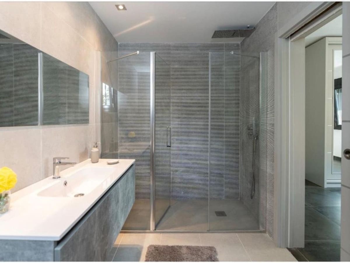 6 chambre Villa/Maison à vendre à Nueva Andalucia avec piscine - 4 637 000 € (Ref: 9983775)