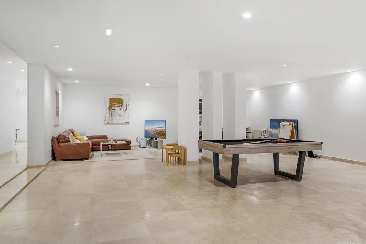 5 soverom Villa til salgs i Benahavis med svømmebasseng garasje - € 3 950 000 (Ref: 9995360)