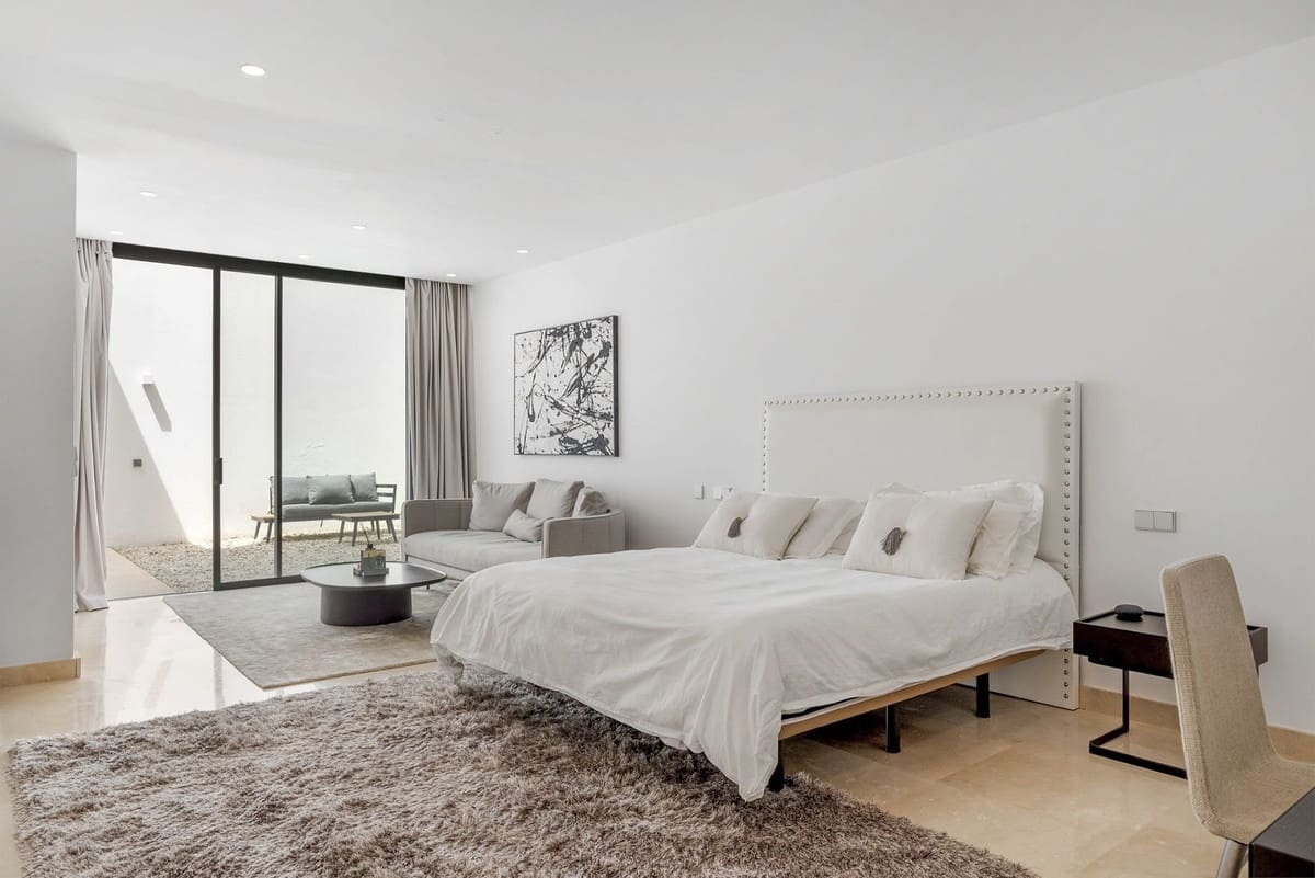 5 soverom Villa til salgs i Benahavis med svømmebasseng garasje - € 3 950 000 (Ref: 9995360)