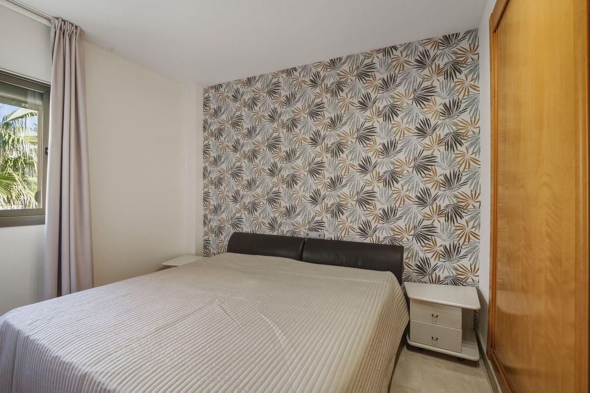 2 slaapkamer Penthouse te koop in Benahavis met zwembad garage - € 630.000 (Ref: 9995361)
