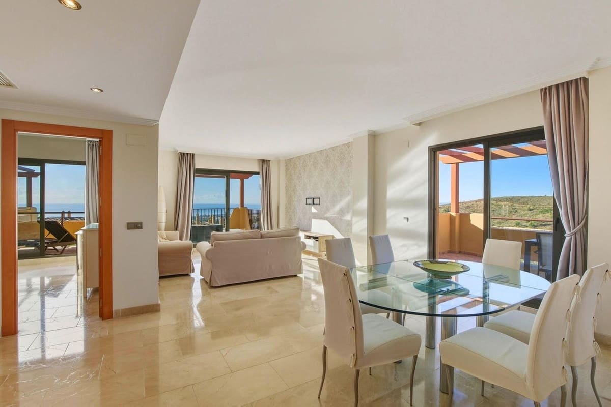 2 slaapkamer Penthouse te koop in Benahavis met zwembad garage - € 630.000 (Ref: 9995361)