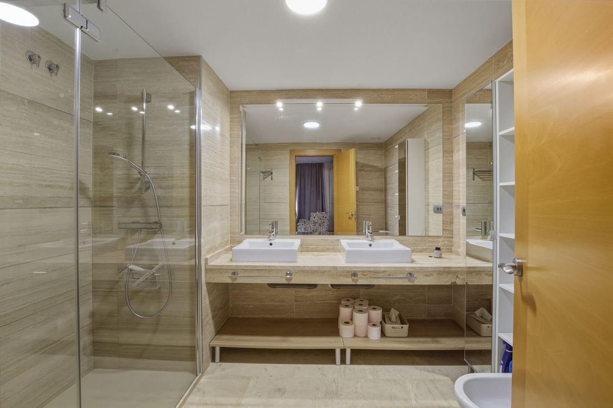 2 slaapkamer Penthouse te koop in Benahavis met zwembad garage - € 630.000 (Ref: 9995361)