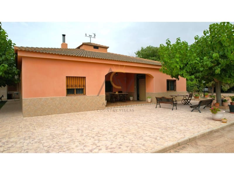 7 Zimmer Villa zu verkaufen in Novelda mit Pool Garage - 529.000 € (Ref: 10008866)