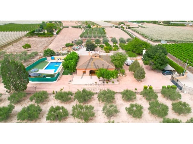 7 Zimmer Villa zu verkaufen in Novelda mit Pool Garage - 529.000 € (Ref: 10008866)