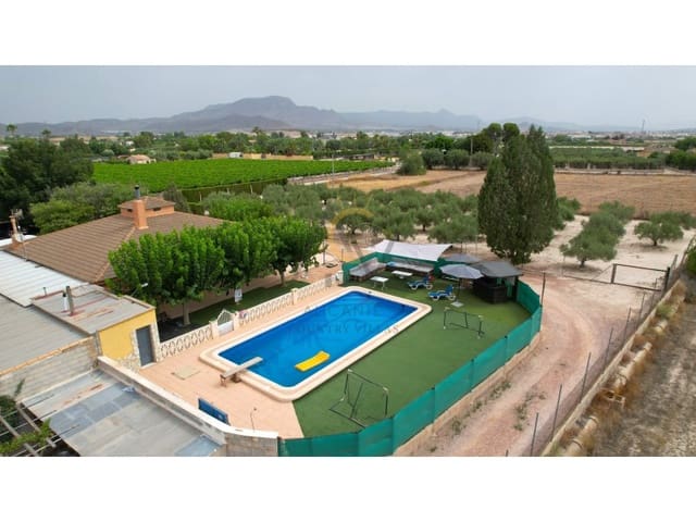 7 Zimmer Villa zu verkaufen in Novelda mit Pool Garage - 529.000 € (Ref: 10008866)