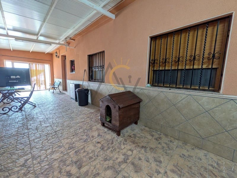 7 Zimmer Villa zu verkaufen in Novelda mit Pool Garage - 529.000 € (Ref: 10008866)
