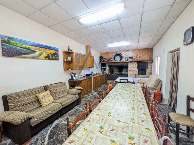 7 Zimmer Villa zu verkaufen in Novelda mit Pool Garage - 529.000 € (Ref: 10008866)