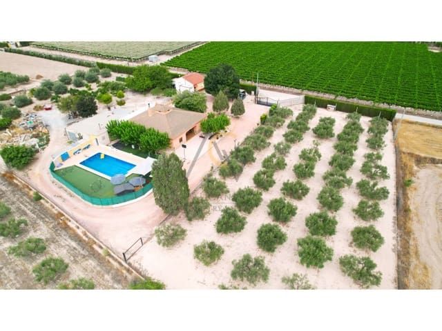 7 Zimmer Villa zu verkaufen in Novelda mit Pool Garage - 529.000 € (Ref: 10008866)