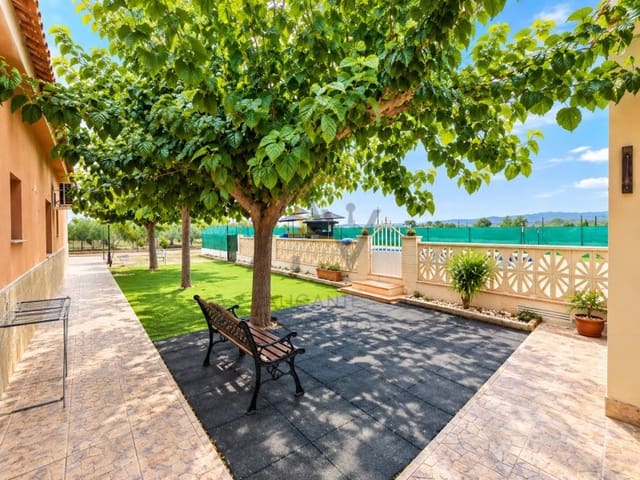 7 Zimmer Villa zu verkaufen in Novelda mit Pool Garage - 489.900 € (Ref: 10008866)