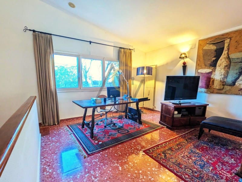 4 soveværelse Villa til salg i Petrel / Petrer med swimmingpool - € 520.000 (Ref: 10064071)