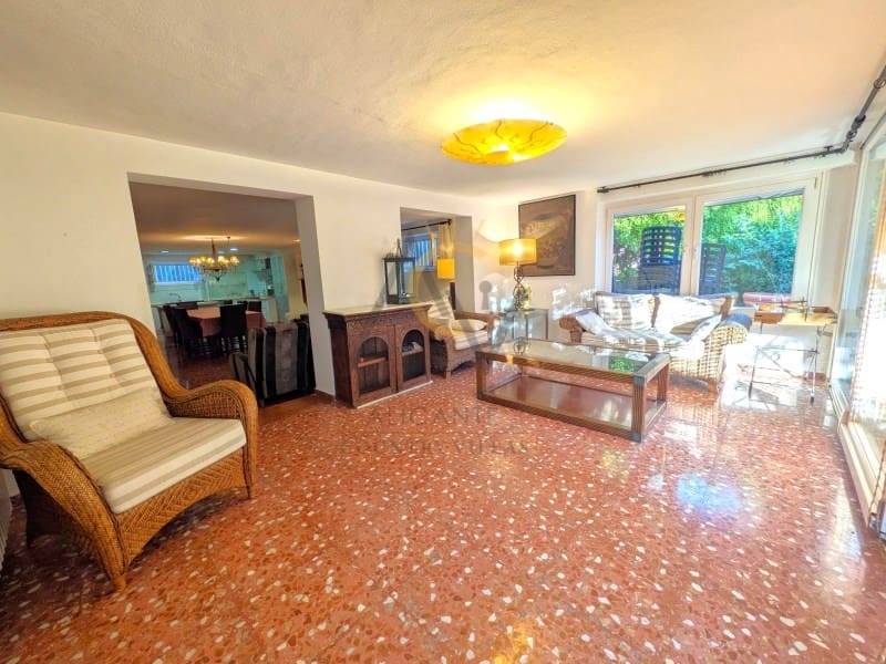 4 soveværelse Villa til salg i Petrel / Petrer med swimmingpool - € 520.000 (Ref: 10064071)