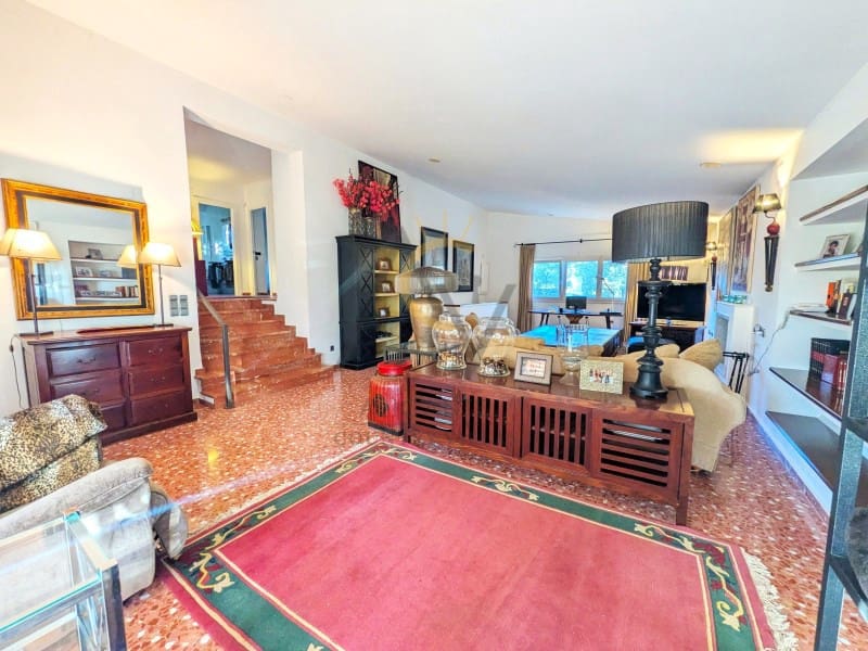 4 soveværelse Villa til salg i Petrel / Petrer med swimmingpool - € 520.000 (Ref: 10064071)