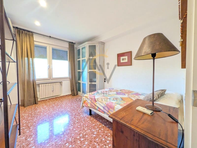 4 soveværelse Villa til salg i Petrel / Petrer med swimmingpool - € 520.000 (Ref: 10064071)