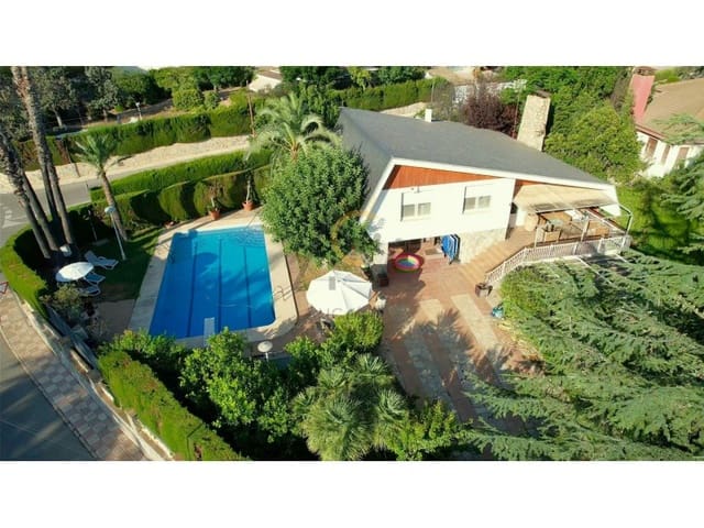 4 soveværelse Villa til salg i Petrel / Petrer med swimmingpool - € 520.000 (Ref: 10064071)