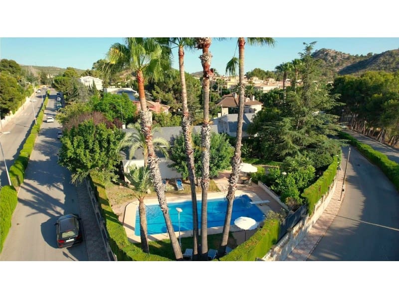 4 soveværelse Villa til salg i Petrel / Petrer med swimmingpool - € 520.000 (Ref: 10064071)