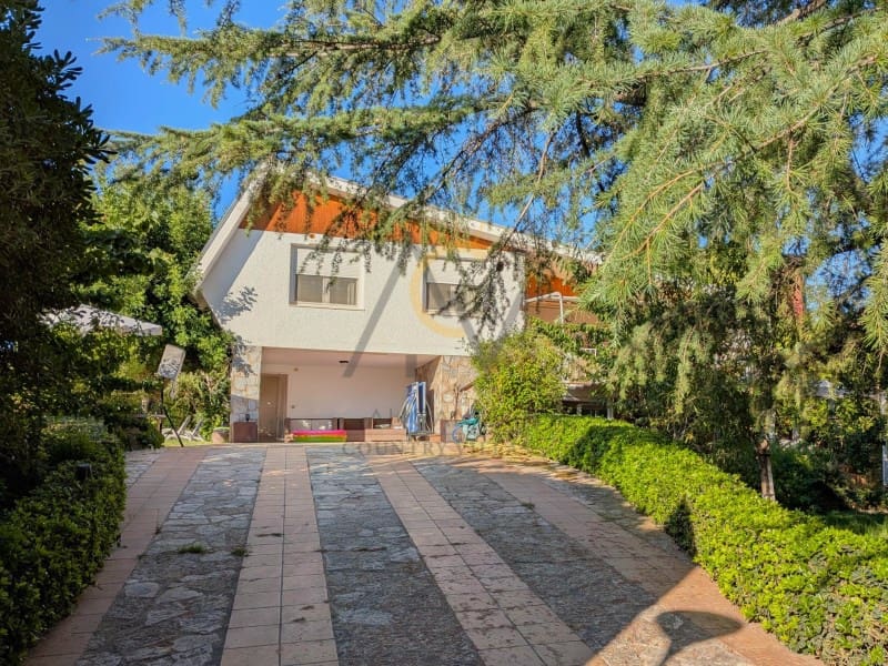 4 soveværelse Villa til salg i Petrel / Petrer med swimmingpool - € 520.000 (Ref: 10064071)