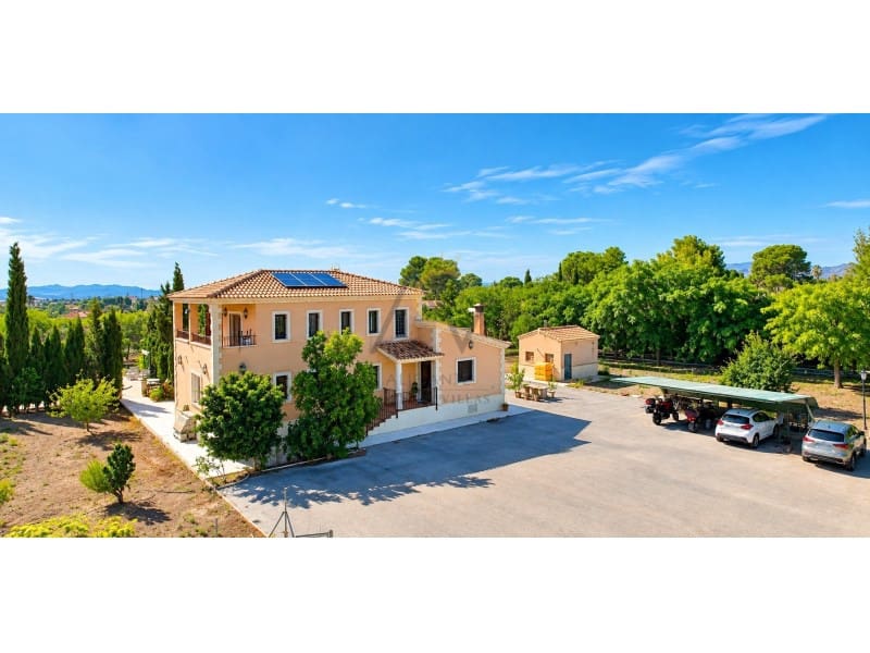 5 slaapkamer Villa te koop in Novelda met zwembad garage - € 450.000 (Ref: 10131438)