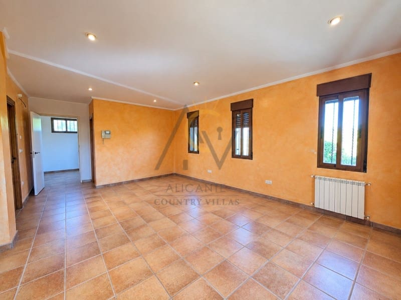 5 slaapkamer Villa te koop in Novelda met zwembad garage - € 450.000 (Ref: 10131438)