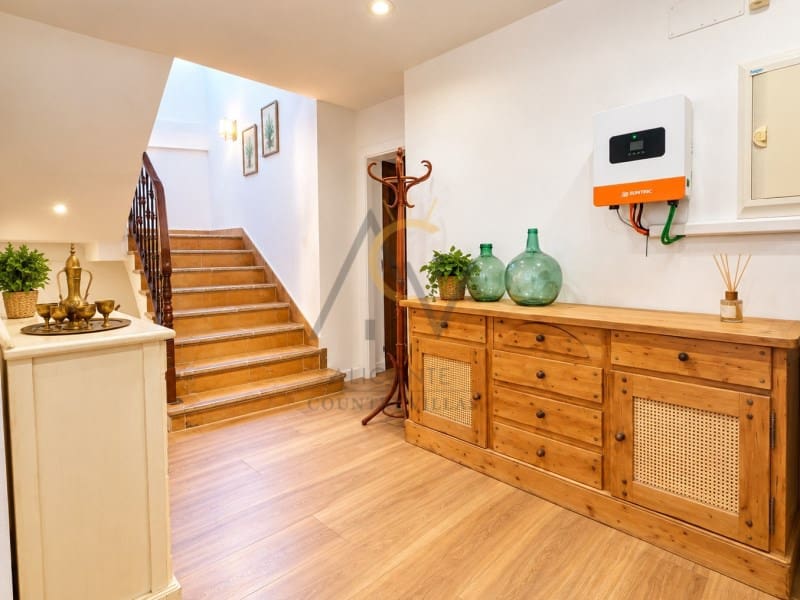 5 slaapkamer Villa te koop in Novelda met zwembad garage - € 450.000 (Ref: 10131438)