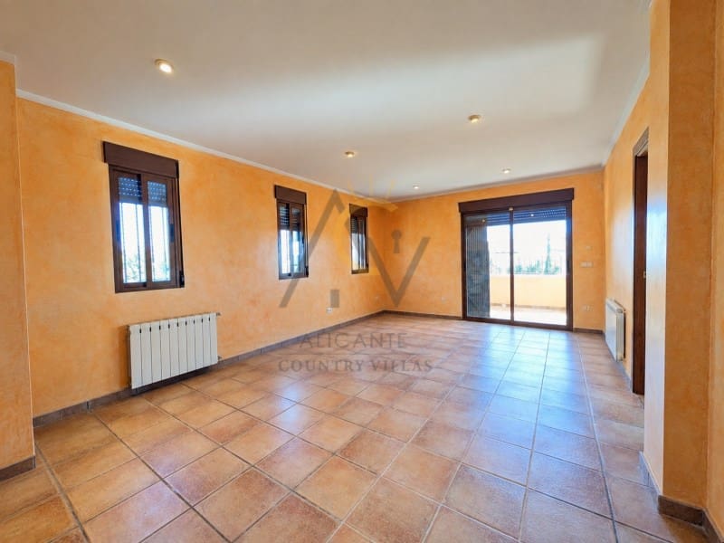 5 slaapkamer Villa te koop in Novelda met zwembad garage - € 450.000 (Ref: 10131438)