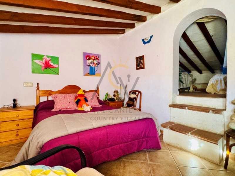 3 slaapkamer Finca/Landhuis te koop in La Romana - € 159.995 (Ref: 10131439)
