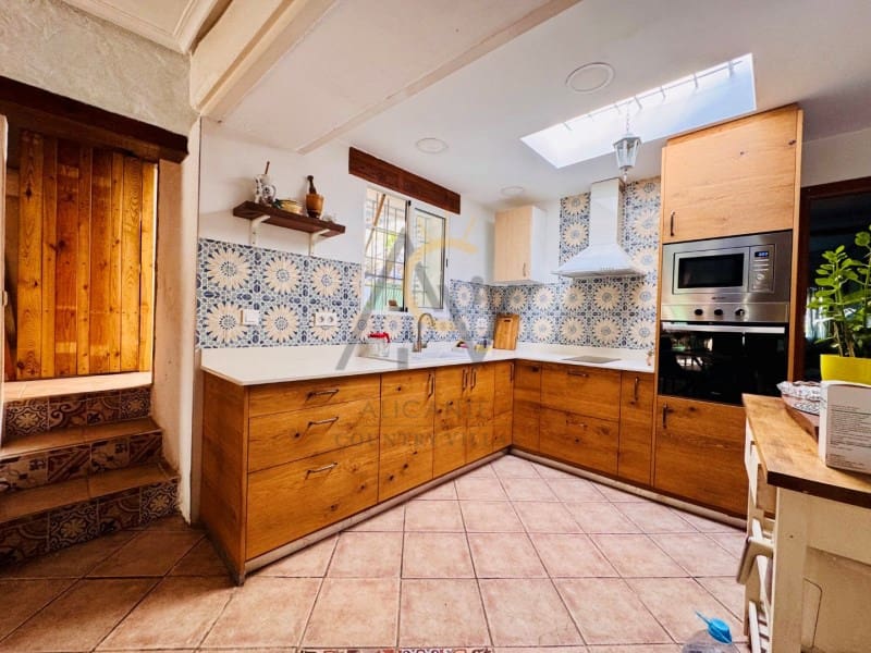3 slaapkamer Finca/Landhuis te koop in La Romana - € 159.995 (Ref: 10131439)