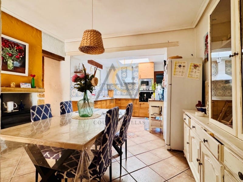 3 slaapkamer Finca/Landhuis te koop in La Romana - € 159.995 (Ref: 10131439)