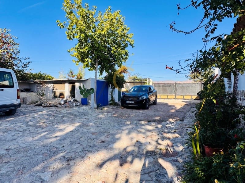 3 slaapkamer Finca/Landhuis te koop in La Romana - € 159.995 (Ref: 10131439)
