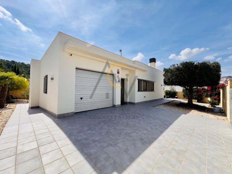 2 soverom Villa til salgs i La Romana med svømmebasseng garasje - € 375 000 (Ref: 10131440)
