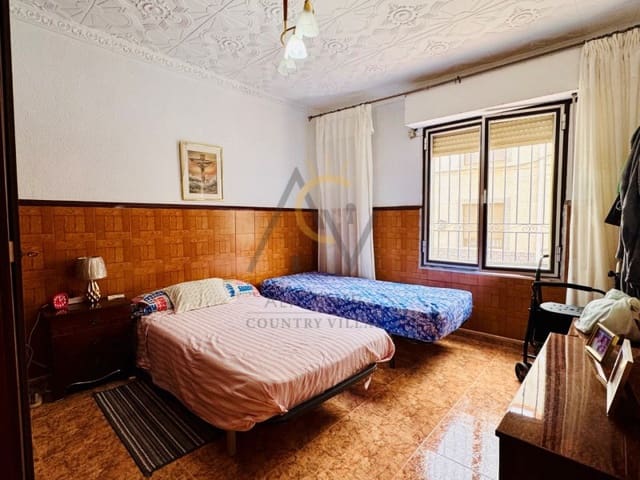 4 chambre Maison de Ville à vendre à Monóvar / Monóver - 96 000 € (Ref: 10135956)