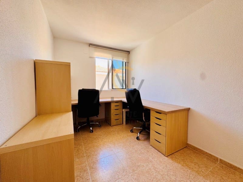 3 slaapkamer Bungalow te koop in La Romana met garage - € 239.000 (Ref: 10139454)