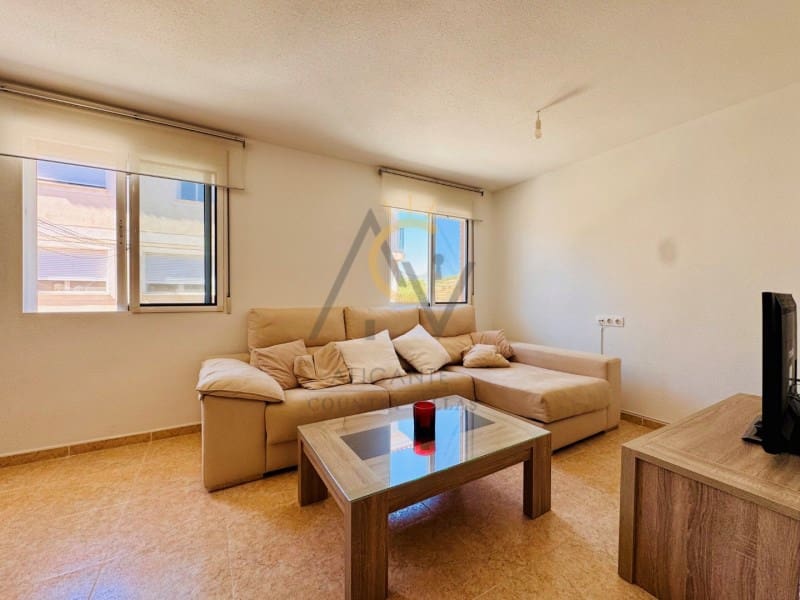3 slaapkamer Bungalow te koop in La Romana met garage - € 239.000 (Ref: 10139454)