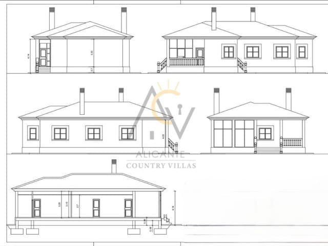 3 soveværelse Villa til salg i La Romana med swimmingpool garage - € 395.000 (Ref: 10157639)