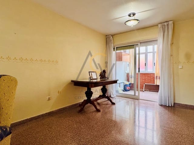 4 bedroom Townhouse for sale in La Romana - € 155,000 (Ref: 10186794)