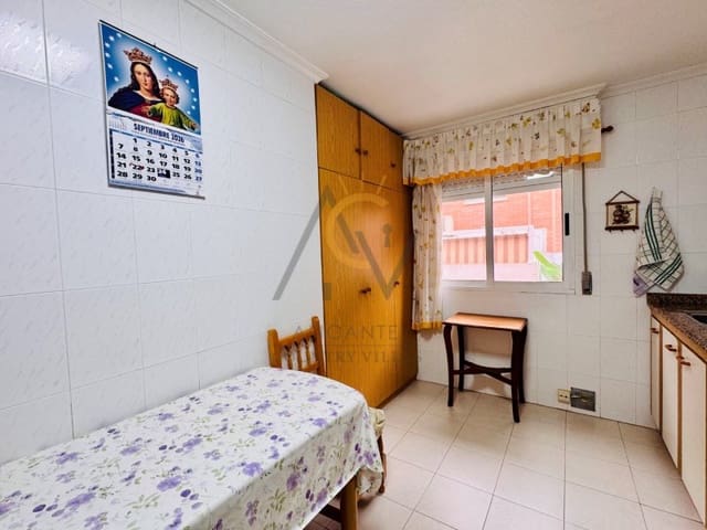 4 bedroom Townhouse for sale in La Romana - € 155,000 (Ref: 10186794)