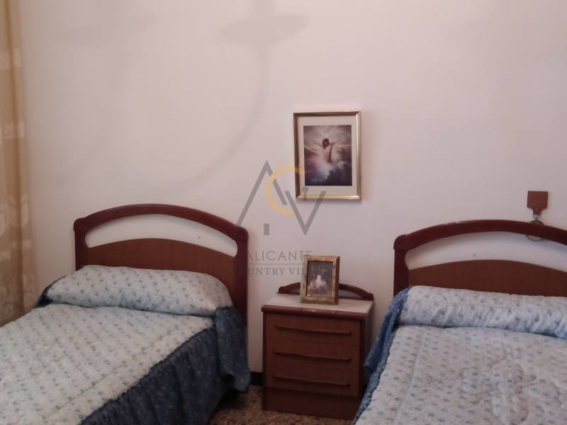 5 soverom Villa til salgs i La Romana med svømmebasseng - € 330 000 (Ref: 5530258)