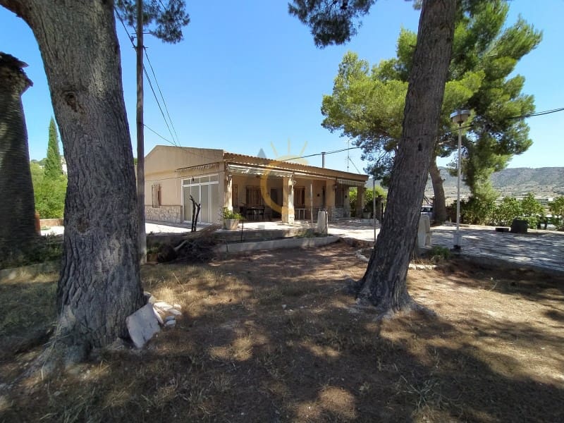 5 soverom Villa til salgs i La Romana med svømmebasseng - € 330 000 (Ref: 5530258)