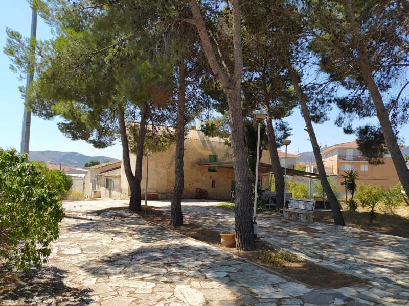 5 soverom Villa til salgs i La Romana med svømmebasseng - € 330 000 (Ref: 5530258)